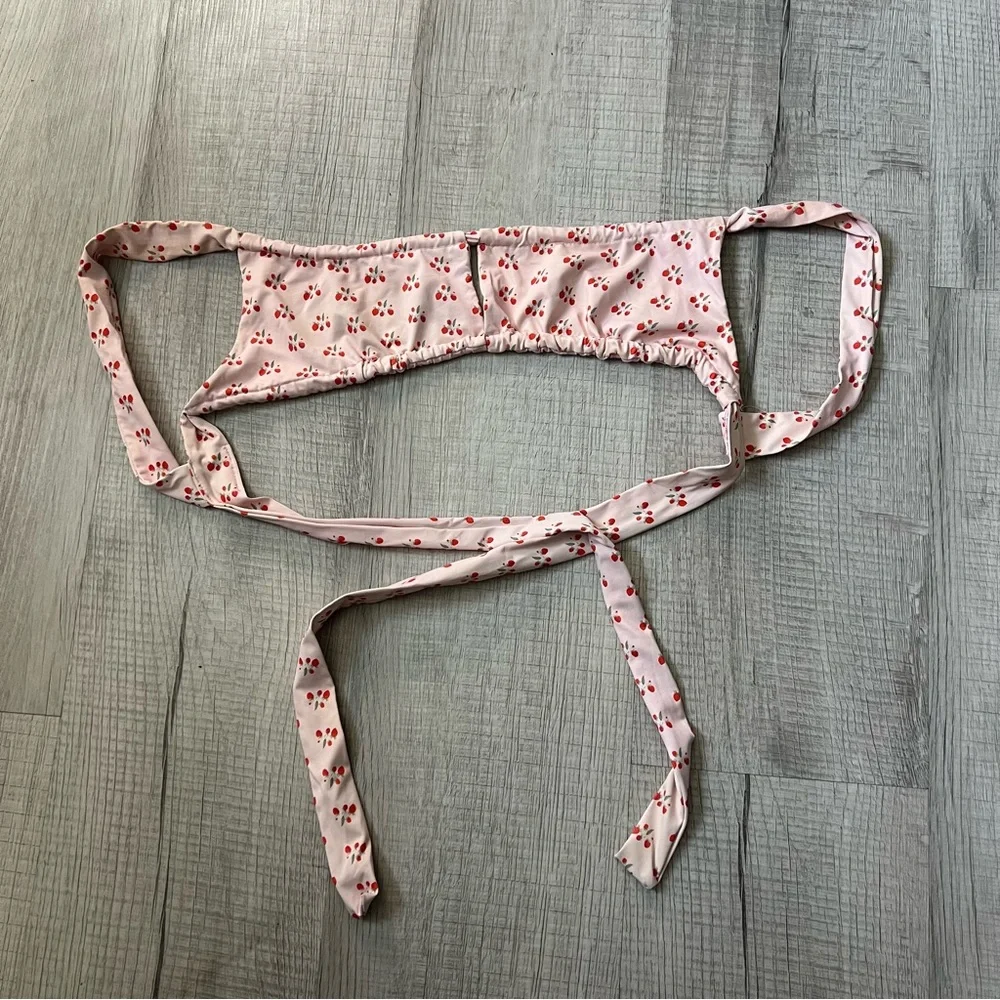 FRANKIE’S BIKINIS Willow Ruched Bikini Top Baby Berry Print Size Medium